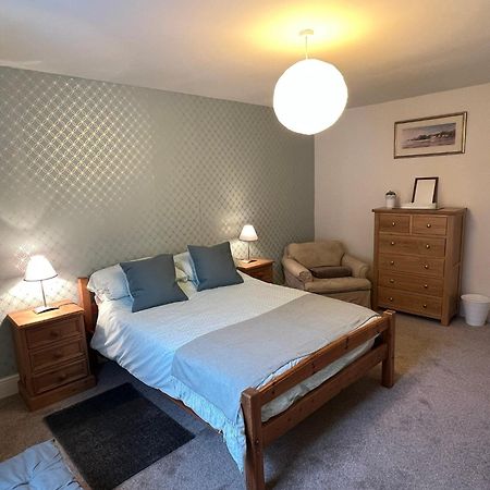 A Spacious 2 Bed Flat In Kingsbridge Town Exterior foto